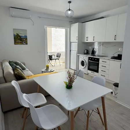 Apartment Modern Sea View Sarandë